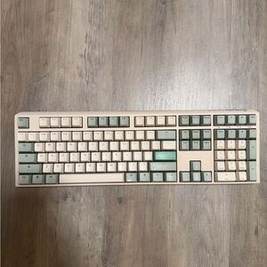 Ducky One 3 TKL matcha keyboard